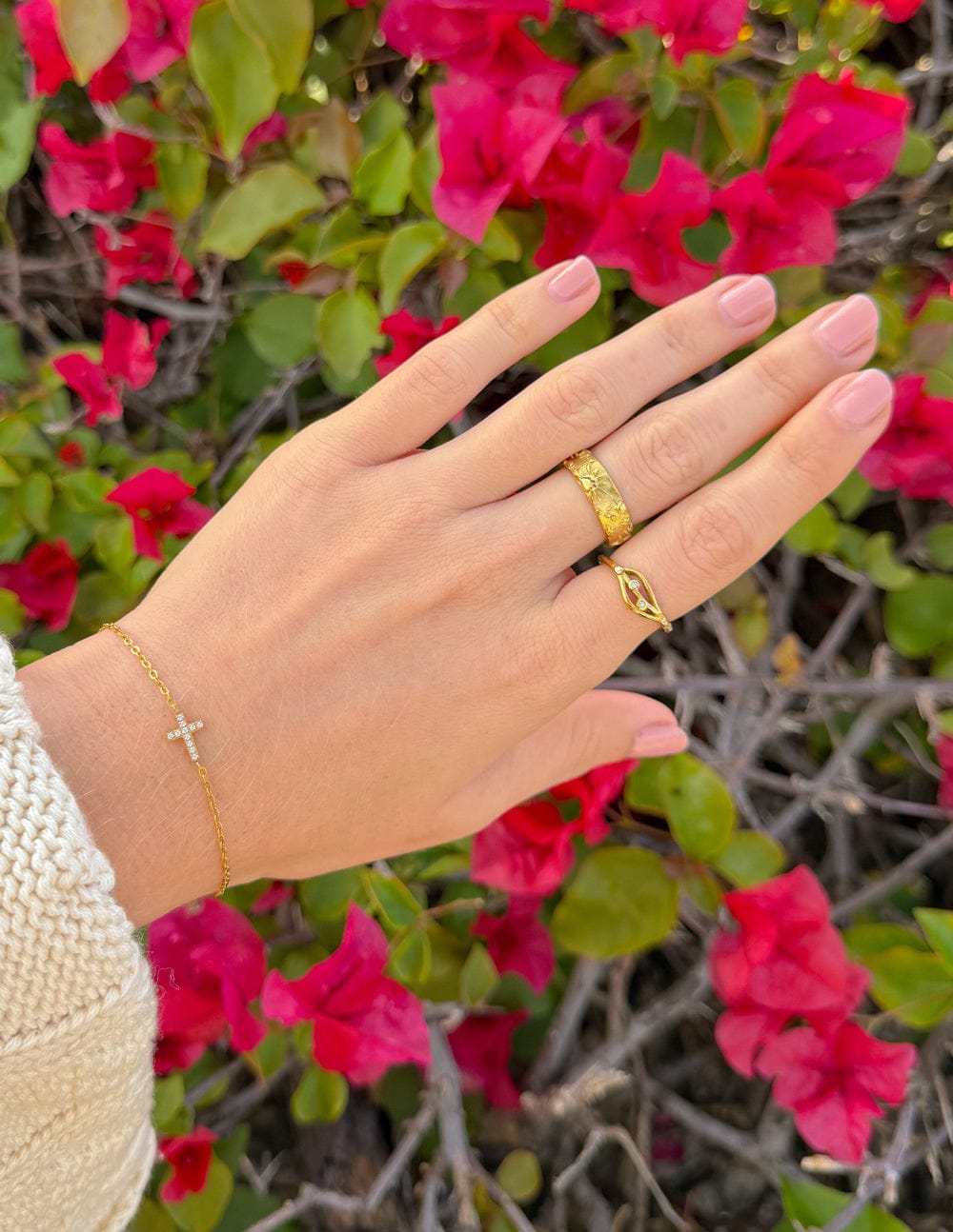 Dainty Gem Cross Link Bracelet - A-1 Thread Vault