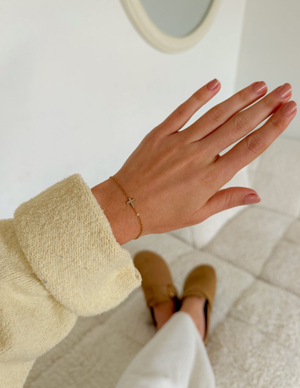 Dainty Gem Cross Link Bracelet - A-1 Thread Vault