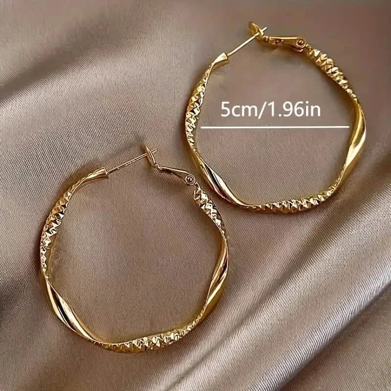 Delicate Silky Texture Design Women's Earrings - A-1 Thread Vault
