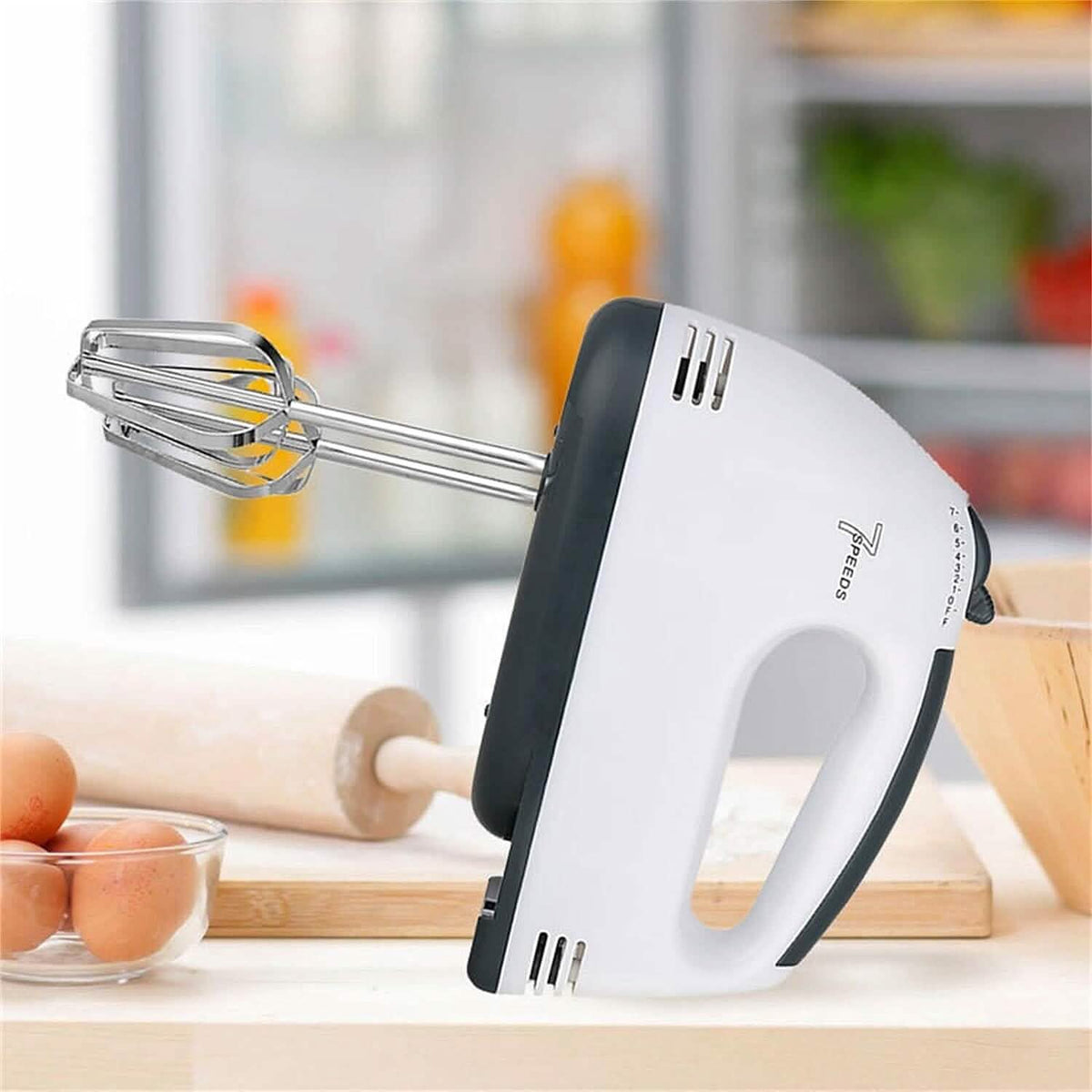 Electric Hand Mixer with 4 Mixing Rods and a Separator - A-1 Thread Vault