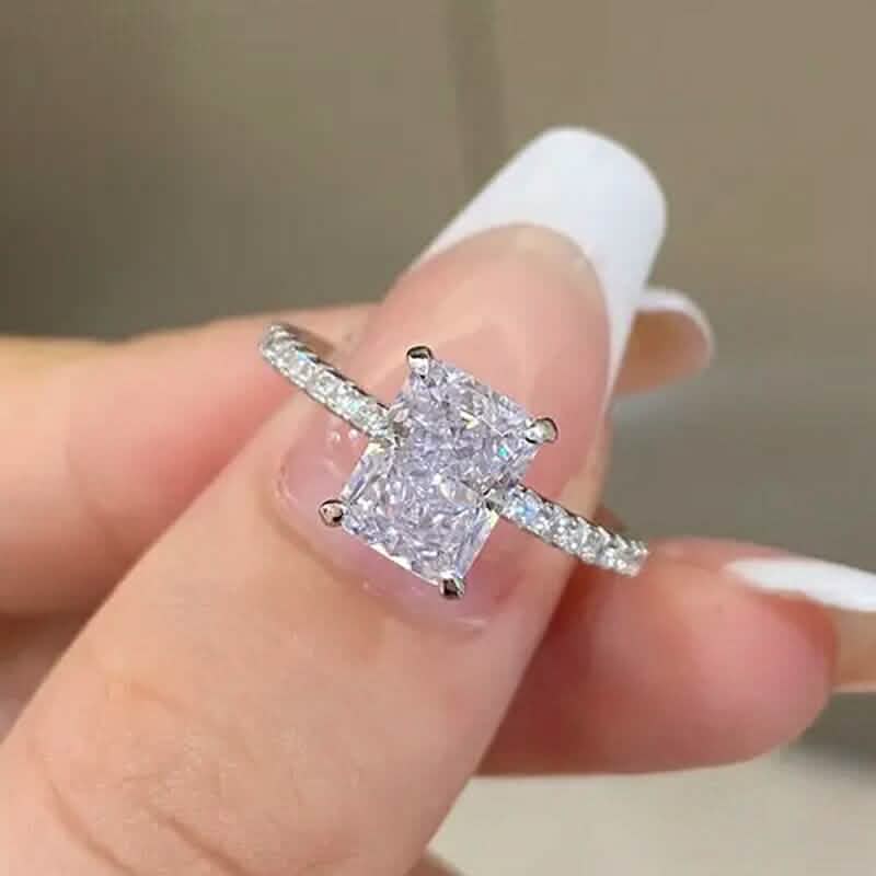 Elegant Ring Inlaid Shining Zirconia In Rectangular Shape - A-1 Thread Vault