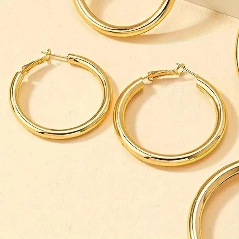Elegant, Trendy and Shiny Gold Hoop Earrings - A-1 Thread Vault