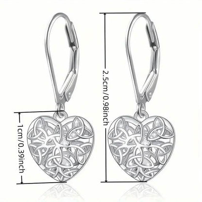 Exquisite Hollow Heart-Shaped Hoop Earrings - A-1 Thread Vault