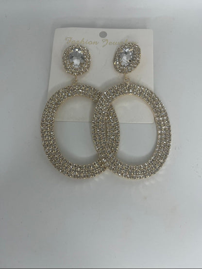 Extravagant Crystal Earrings - A-1 Thread Vault