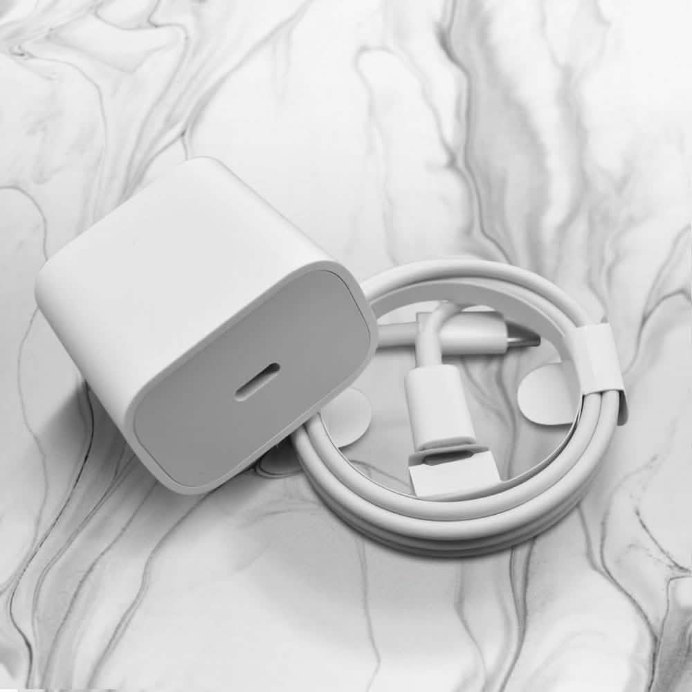 Fast USB-C to Lightning Cable and 20W Adapter - A-1 Thread Vault