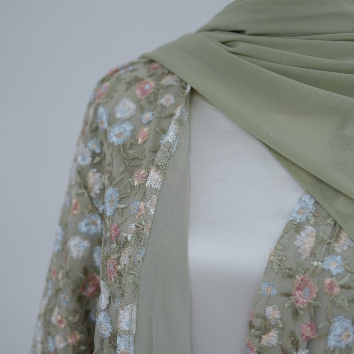 Floral Embroidered Mesh Open Abaya & Hijab Set(MOA321) - A-1 Thread Vault