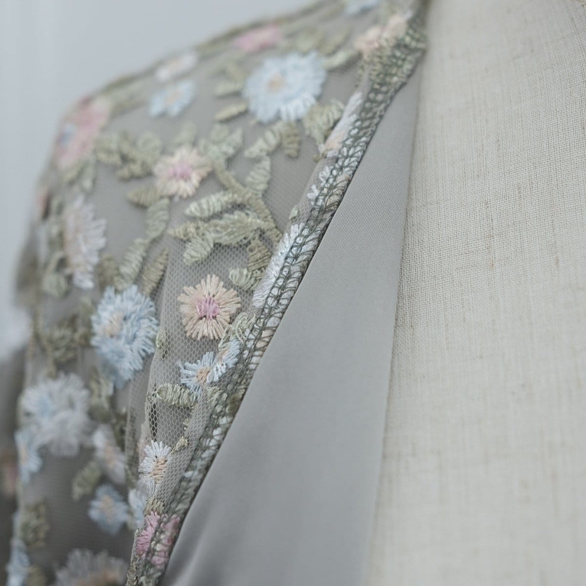 Floral Embroidered Mesh Open Abaya & Hijab Set(MOA321) - A-1 Thread Vault
