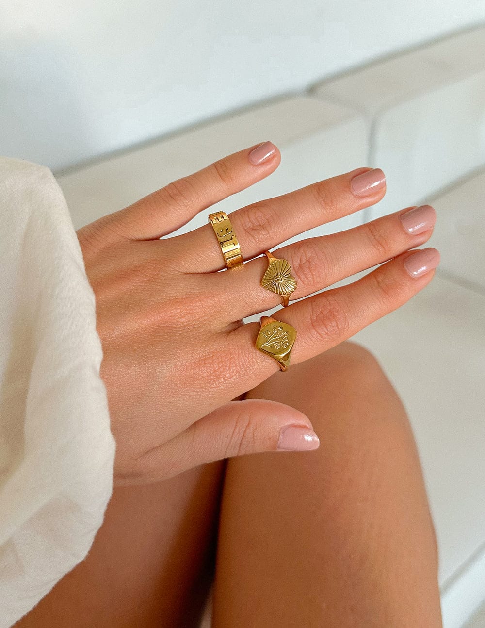 Floral Signet Ring - A-1 Thread Vault