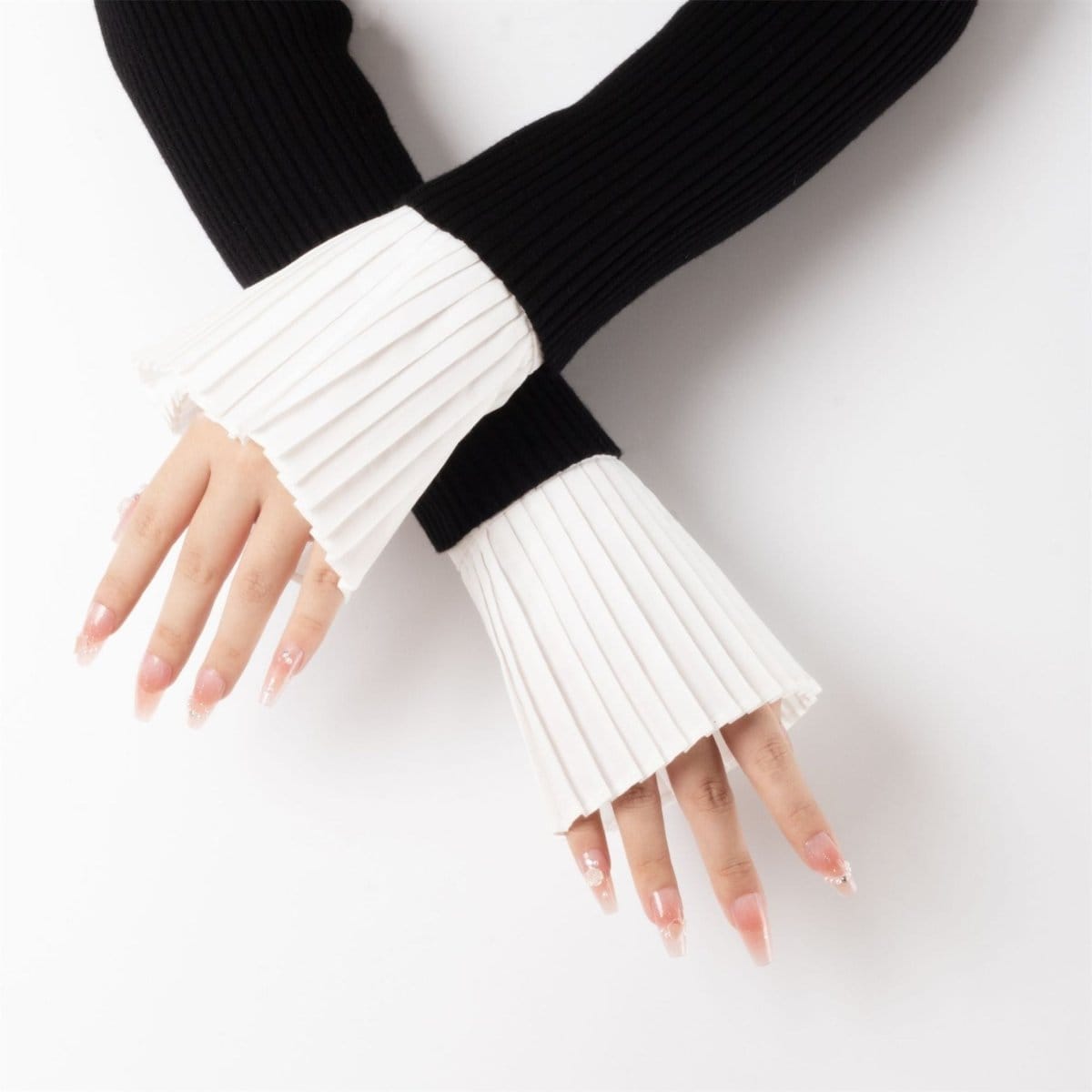 French Pleated Cuff Sleeves (MAC422) - A-1 Thread Vault