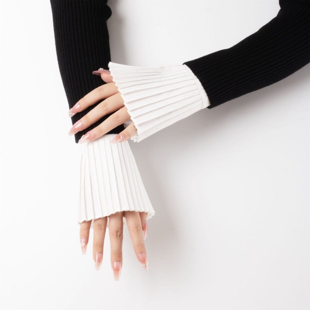French Pleated Cuff Sleeves (MAC422) - A-1 Thread Vault