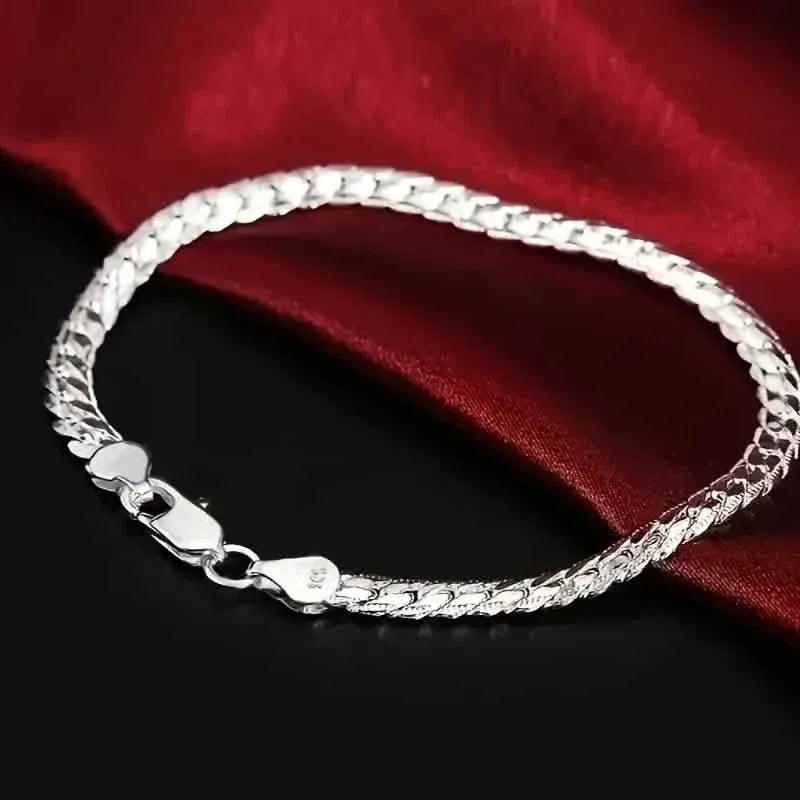 Gleaming Treasure Elegant 925 Sterling Silver Bracelet - A-1 Thread Vault