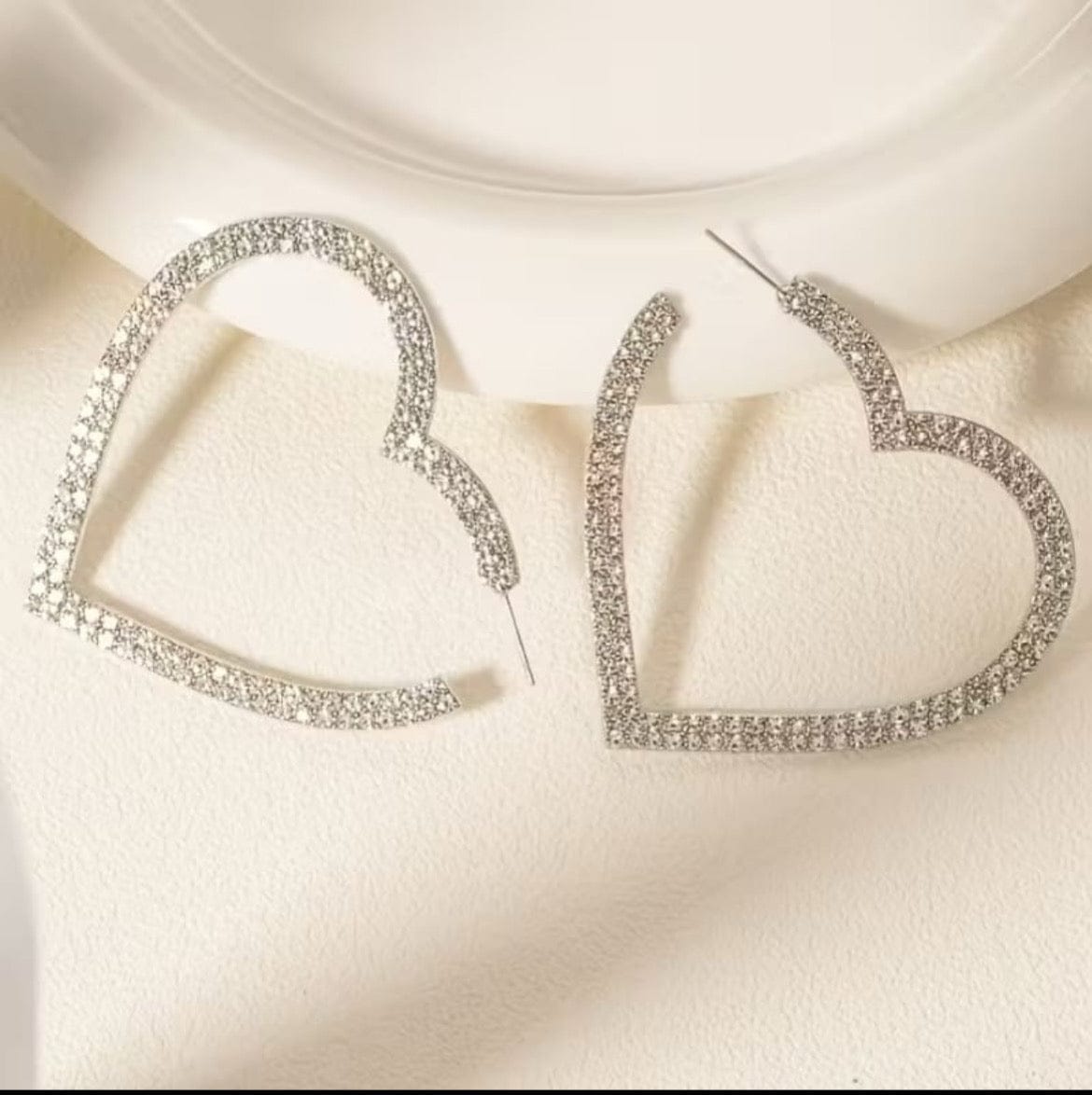 Glitzy Hearts Earrings - A-1 Thread Vault