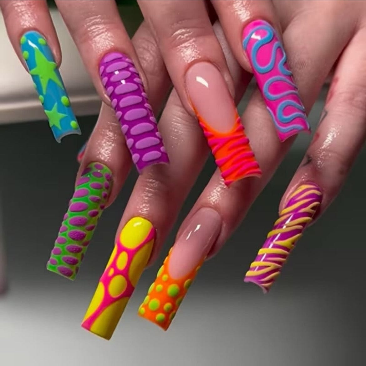 Graffiti Design Nails - A-1 Thread Vault