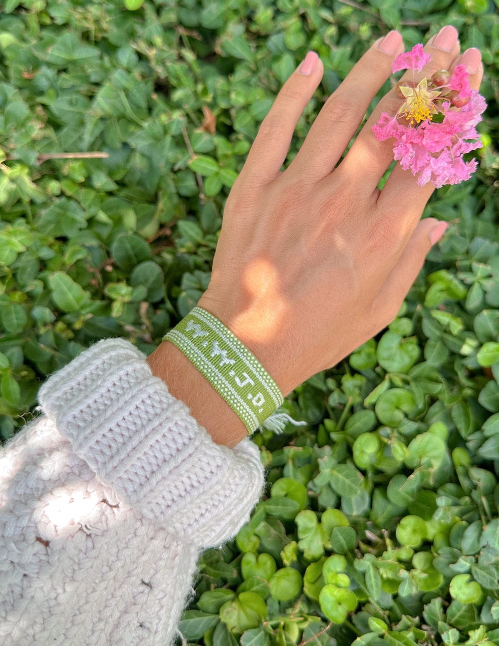 Green WWJD Embroidered Bracelet - A-1 Thread Vault