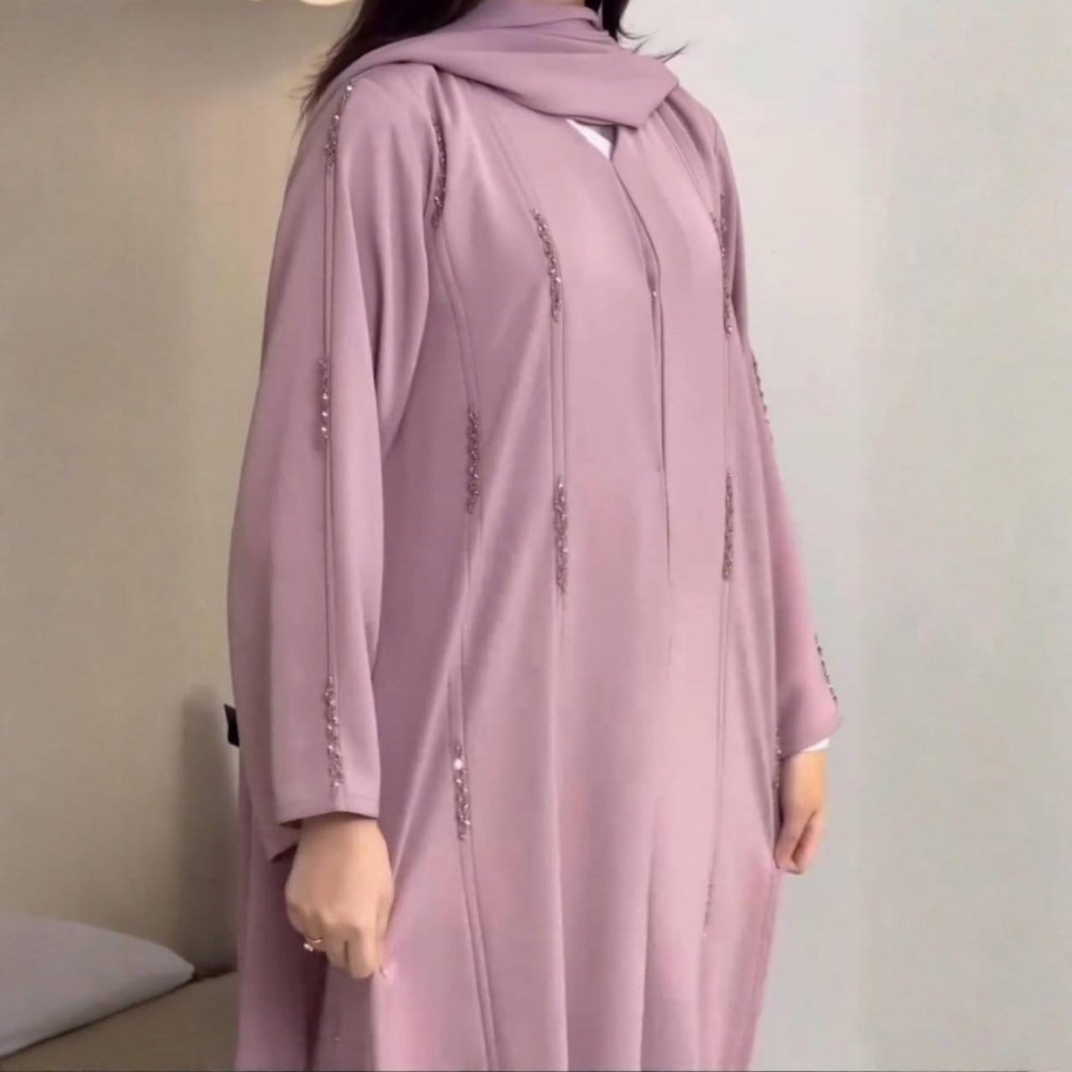 Hand-Beaded Linen Open Abaya(MOA320) - A-1 Thread Vault