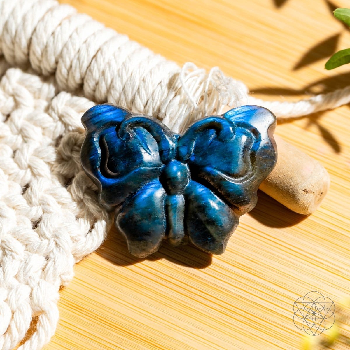 I Am Reborn - Labradorite Carving of Transformation - A-1 Thread Vault