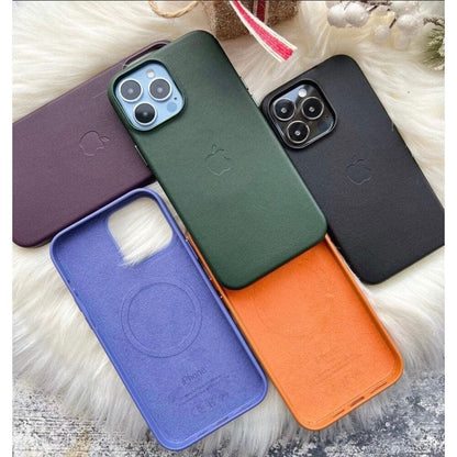 iPhone Leather Case with MagSafe - A-1 Thread Vault