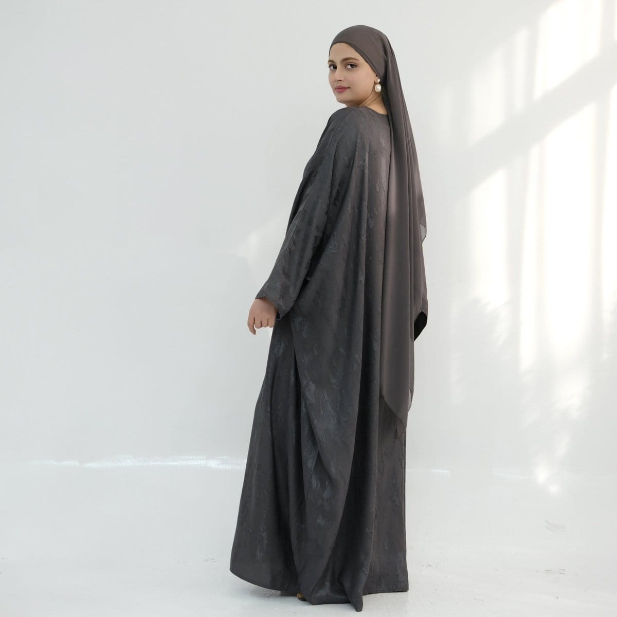 Jacquard Batwing Maxi Abaya(MA447) - A-1 Thread Vault