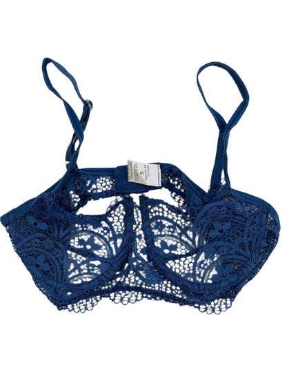 Lace Bra & Panty - A-1 Thread Vault