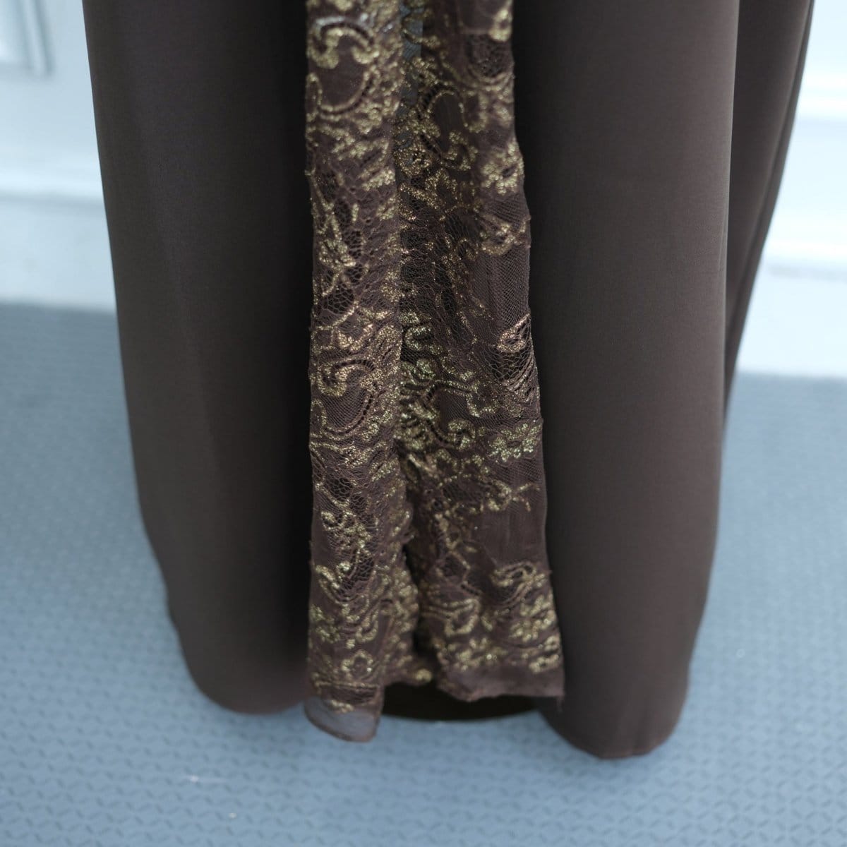 Lace-Panel Flared-Sleeve Open Abaya with Pockets(MOA332) - A-1 Thread Vault