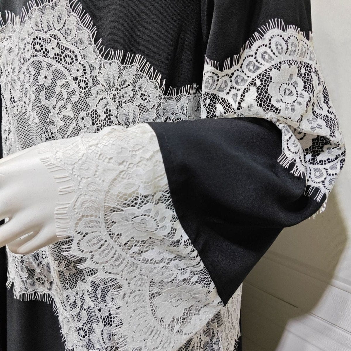 Lace Panel Open Abaya & Hijab Set(MOA319) - A-1 Thread Vault