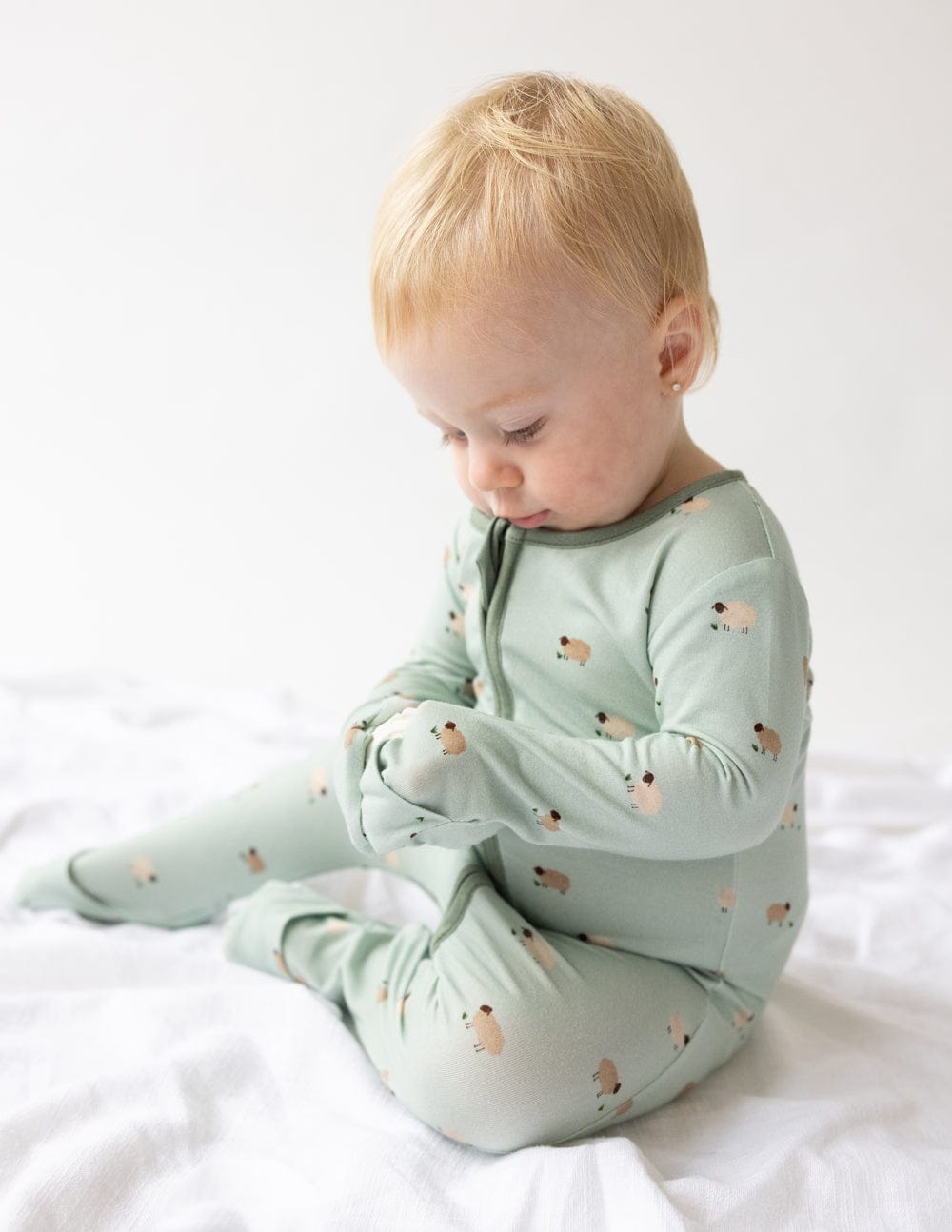 Lamb Bamboo Convertible Footed Onesie - A-1 Thread Vault