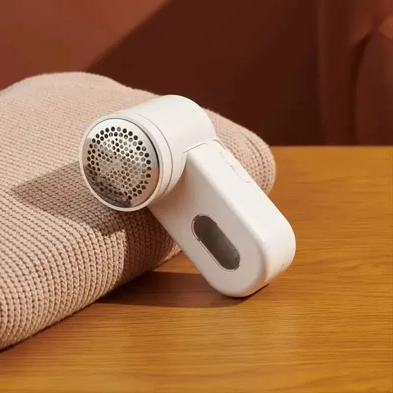 Lint Remover and Fabric Defuzzer - A-1 Thread Vault