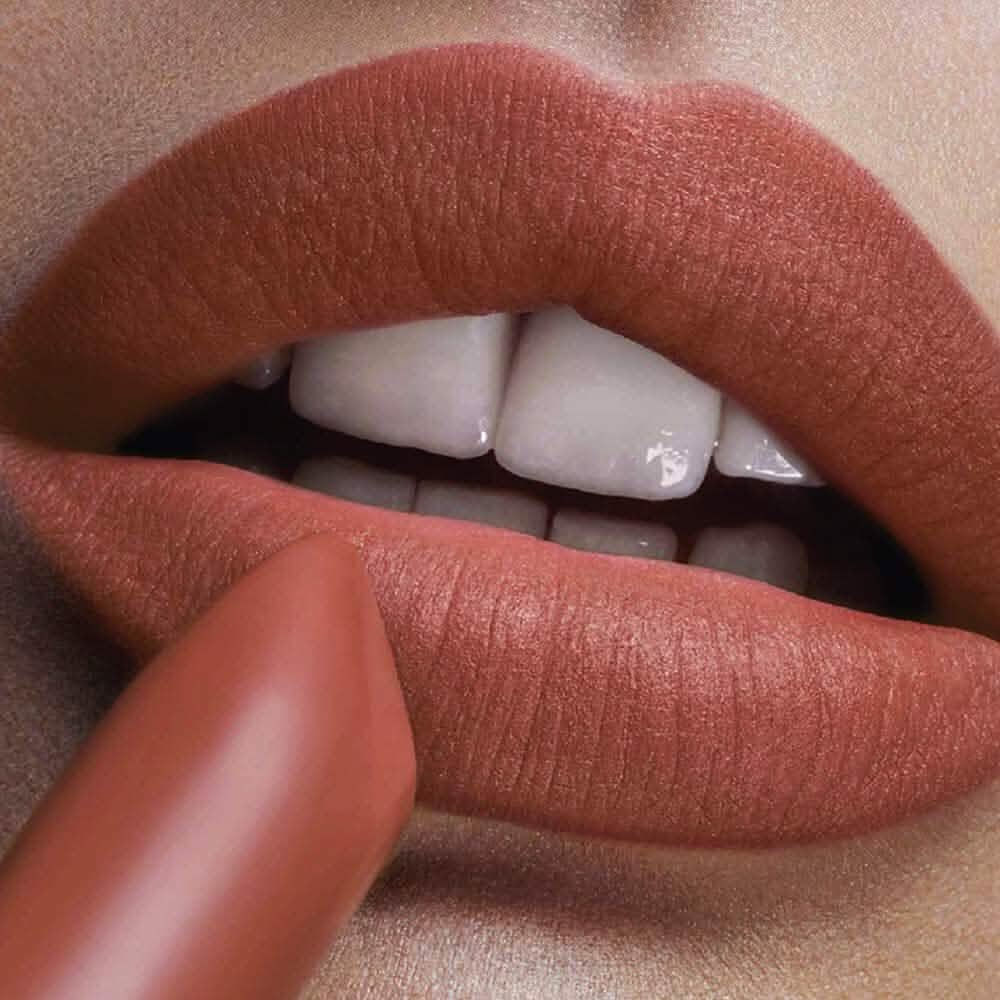 L'Oréal Paris Colour Riche Matte Lipcolour - A-1 Thread Vault
