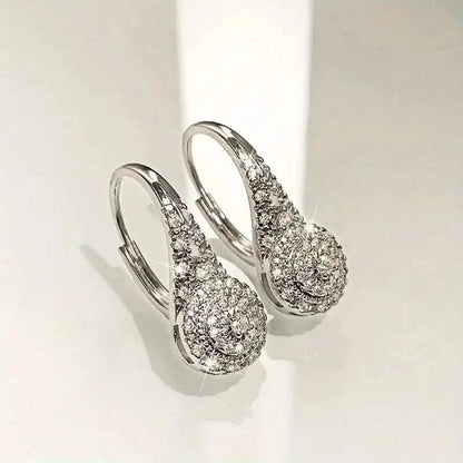 Luxury Eight Heart Earrings with Cubic Zirconia - A-1 Thread Vault