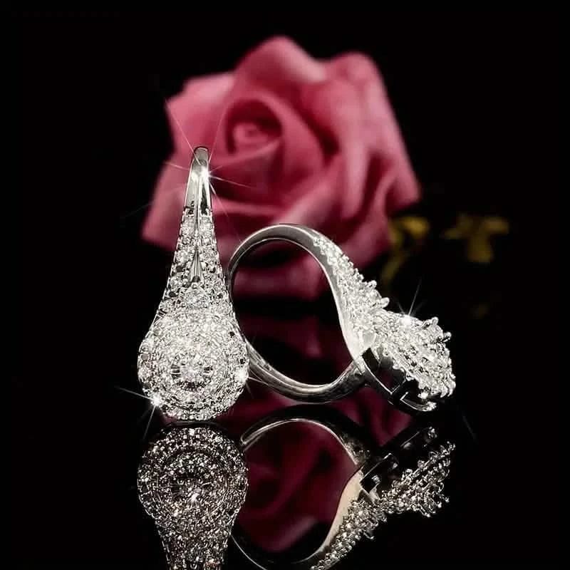 Luxury Eight Heart Earrings with Cubic Zirconia - A-1 Thread Vault