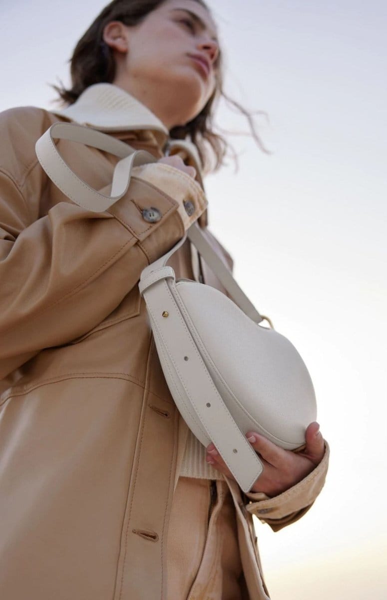 MAC182 Lychee Textured One-Shoulder Crossbody Saddle Bag - A-1 Thread Vault