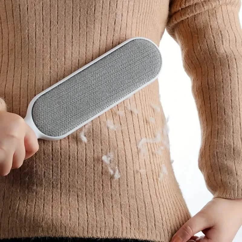 Manual Electrostatic Sticky Lint Pet Hair Dust Brush - A-1 Thread Vault