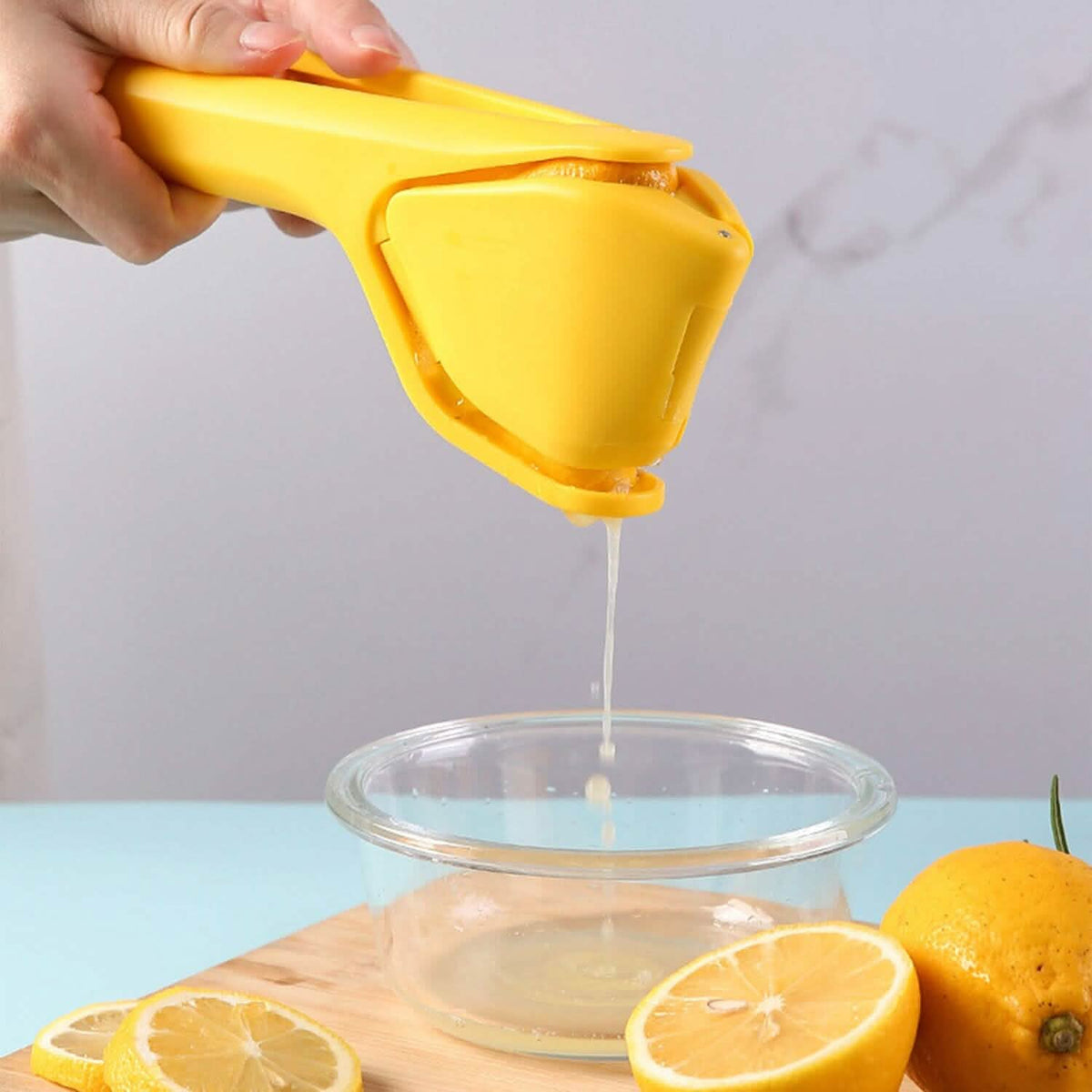 Manual Lemon Squeezer Fold Flat Design - A-1 Thread Vault