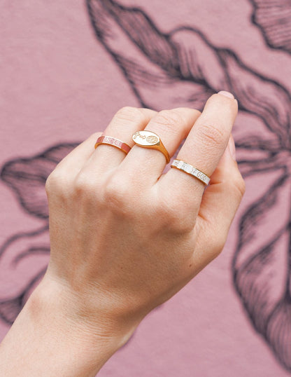Mauve Enamel Wonder Ring - A-1 Thread Vault