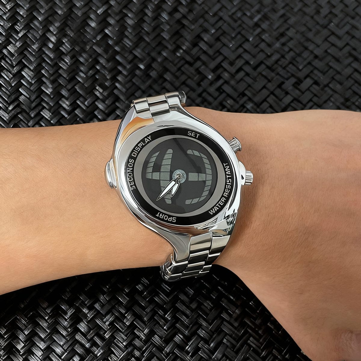 Mens Twisted Vintage Asymmetric Dual-Display Watch - A-1 Thread Vault