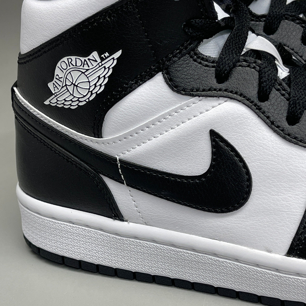 NIKE AIR JORDAN 1 Mid Panda Shoe Women's Sz 8 Black / White DV0991-101 (New) - A-1 Thread Vault