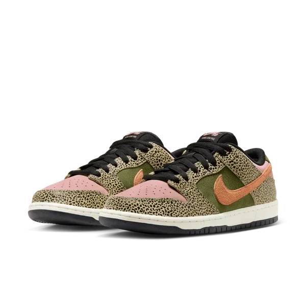 Nike SB Arts & Rec Dunk Low - A-1 Thread Vault