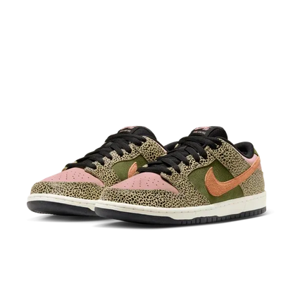 Nike SB Arts & Rec Dunk Low - A-1 Thread Vault