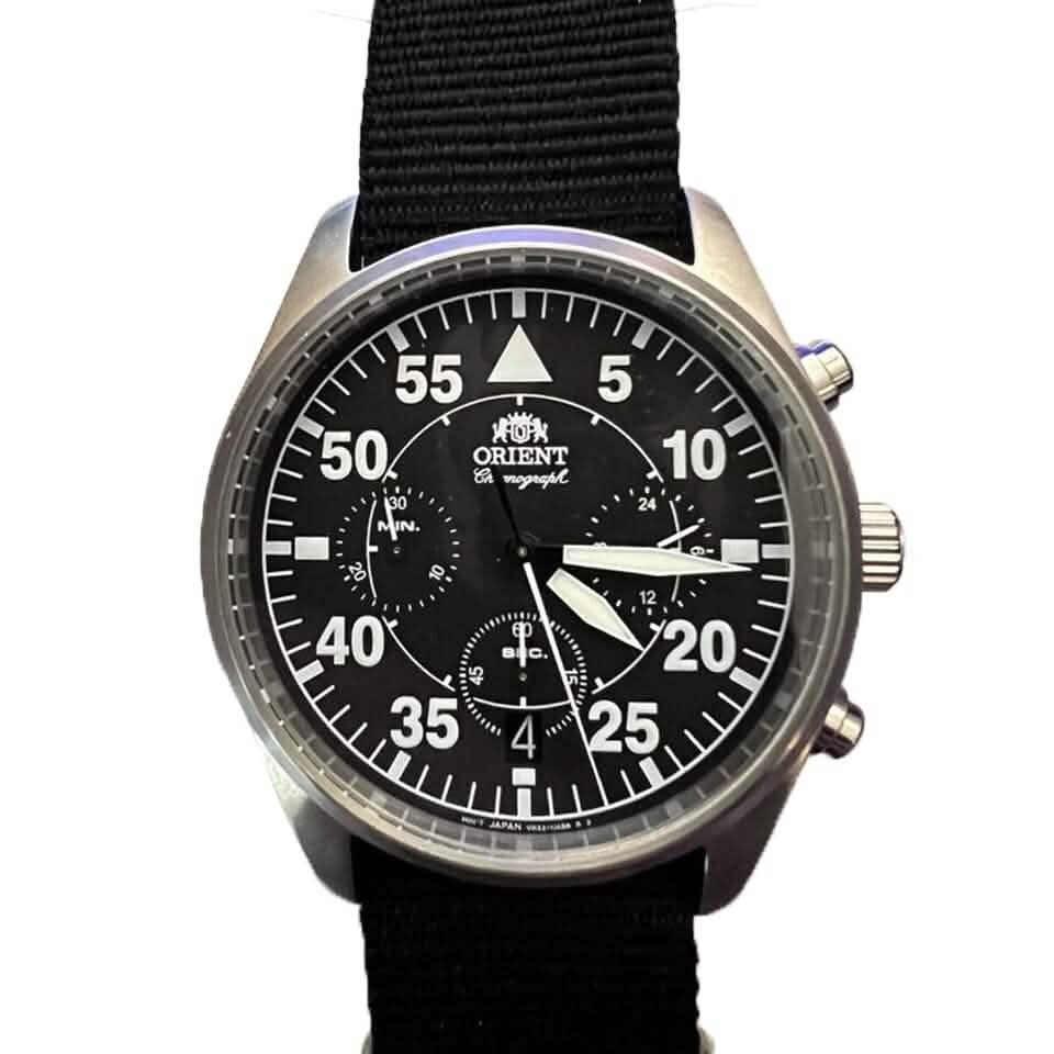 ORIENT VR32-UAB0 Men's Quartz-Chronograph with Date (Refurbished) - A-1 Thread Vault