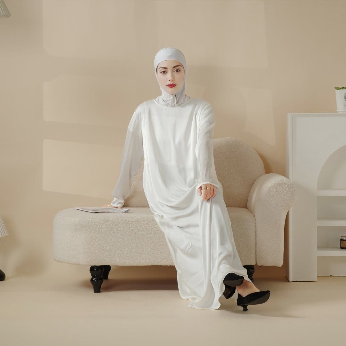 Petal Glow Hand-Embroidered Open Abaya — Secret Garden Series (MOA295) - A-1 Thread Vault