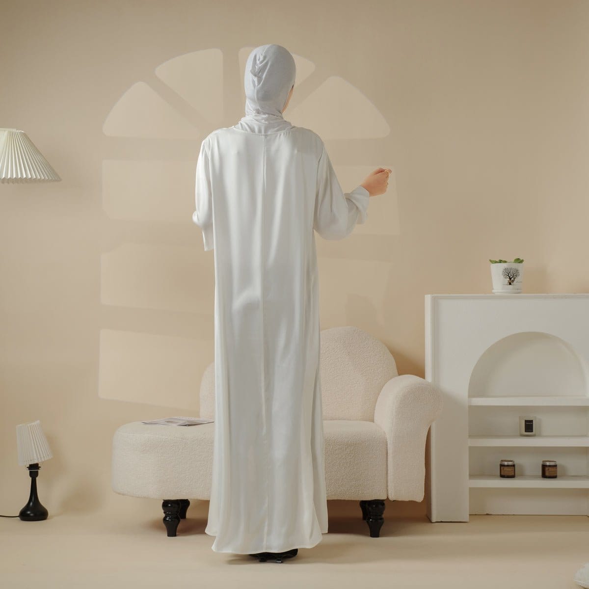 Petal Glow Hand-Embroidered Open Abaya — Secret Garden Series (MOA295) - A-1 Thread Vault