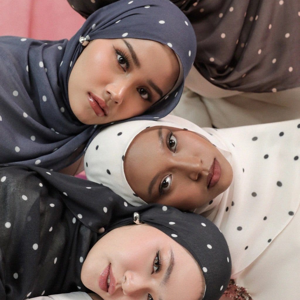 Polka Dot Hijab Scarf(MH230) - A-1 Thread Vault
