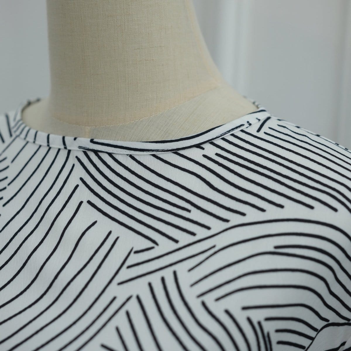 Printed Washed-Crinkle Bell Sleeve Maxi Dress(MS474) - A-1 Thread Vault