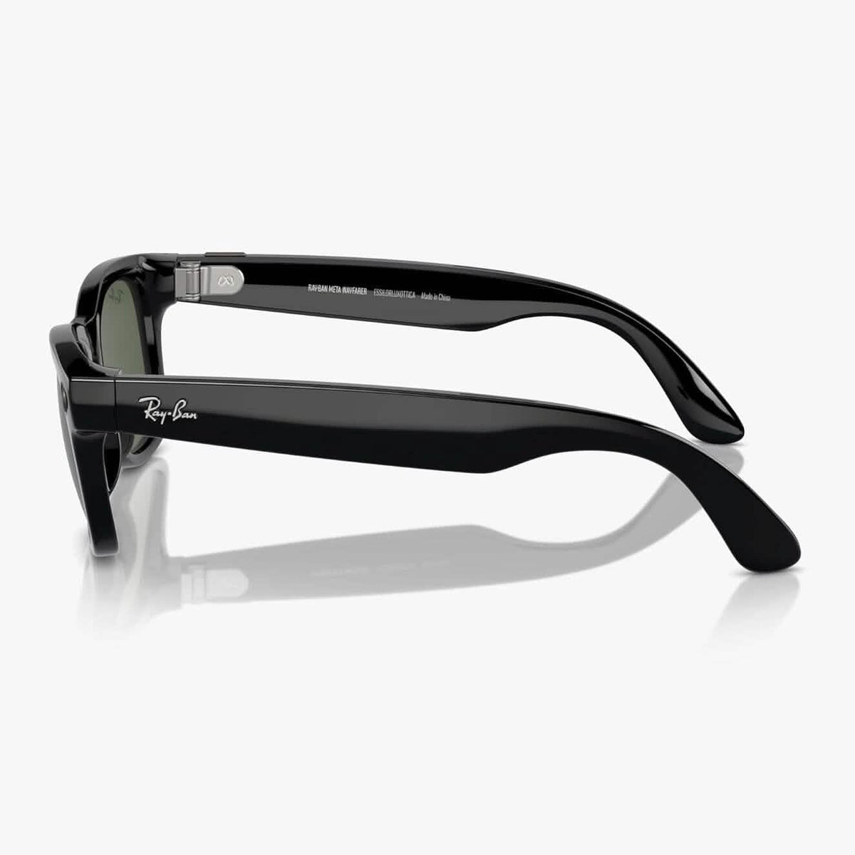 Ray-Ban Meta Wayfarer Large Smart Glasses (Refurbished) - A-1 Thread Vault
