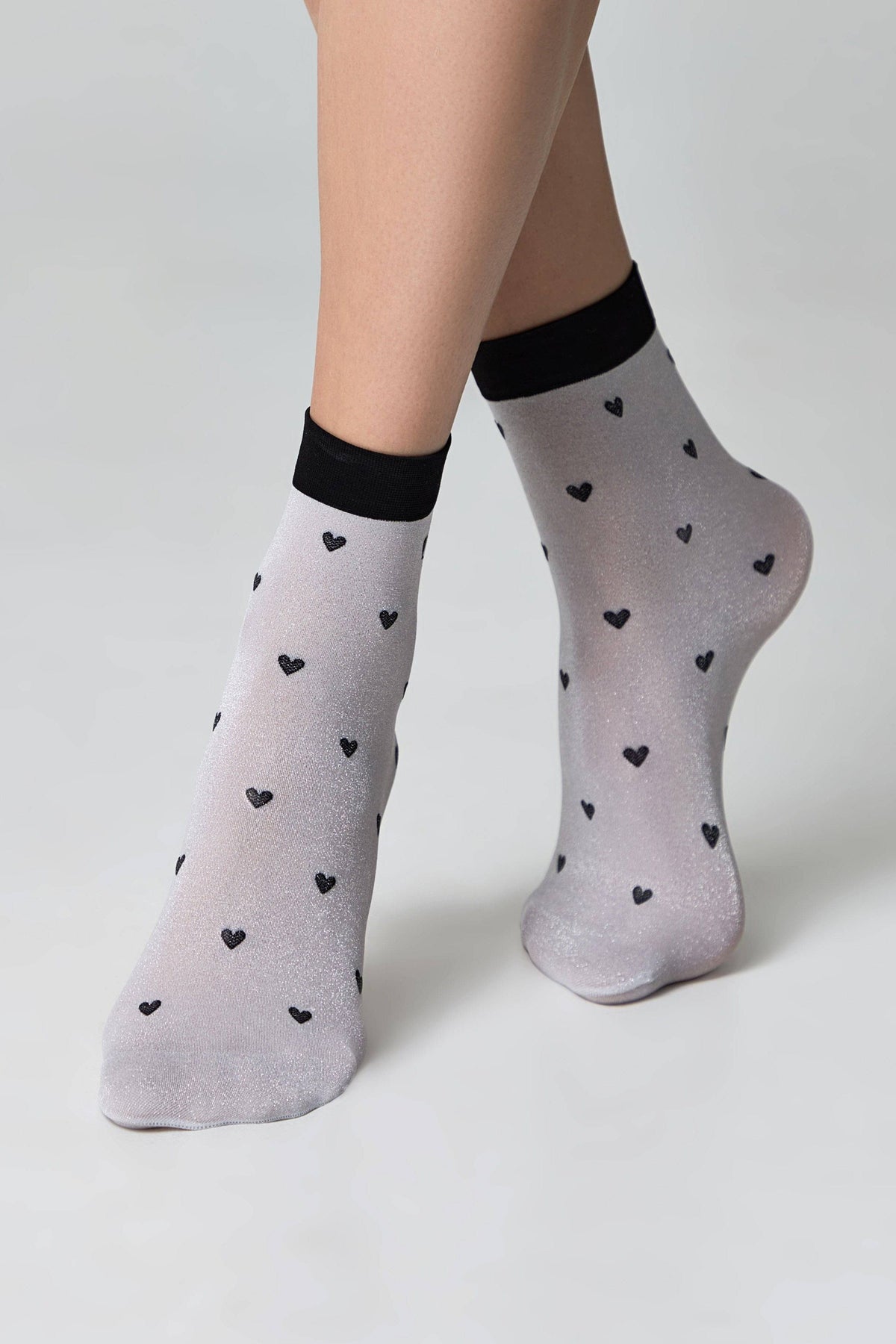 Shimmering Socks Conte Fantasy - "Hearts" Designs - A-1 Thread Vault