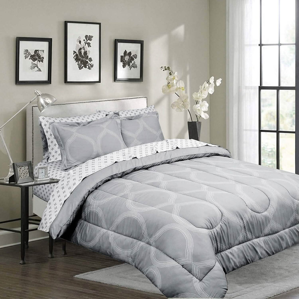 Sloane Street Ogee Bed in a Bag with Solid Reverse Comforter - A-1 Thread Vault