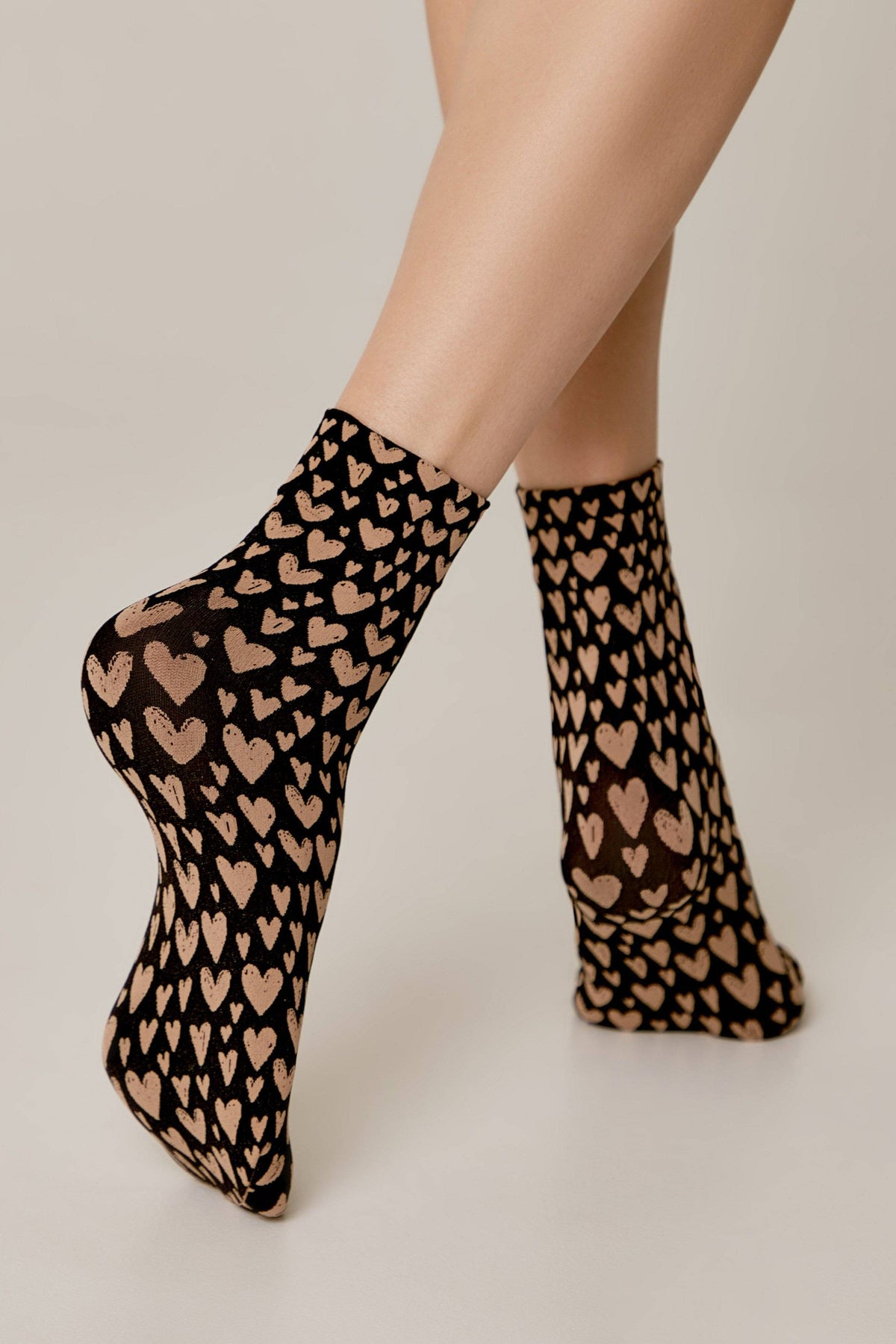 Socks Conte Fantasy - Heart Pattern - A-1 Thread Vault