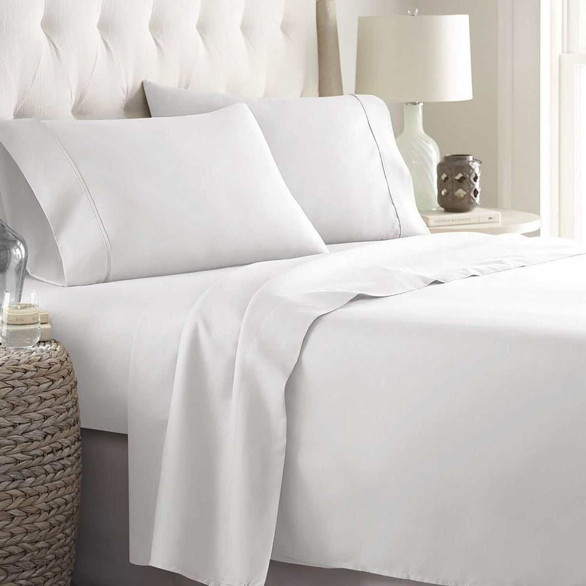 Soft Home 1800 Series Solid Microfiber Ultra Soft Sheet Set - A-1 Thread Vault