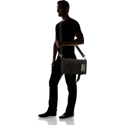 Soft-Sided Mesh Pet Travel Carrier - A-1 Thread Vault