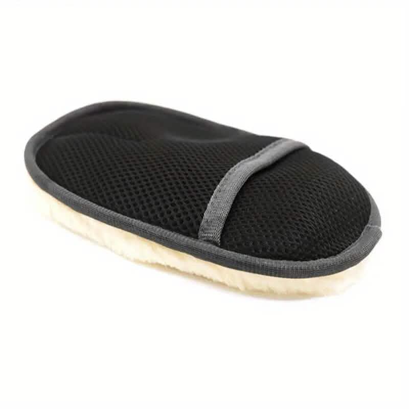 Soft Wool Car Cleaning Mitt - A-1 Thread Vault